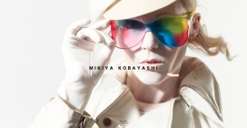 MIKIYA KOBAYASHI设计公司酷站！
